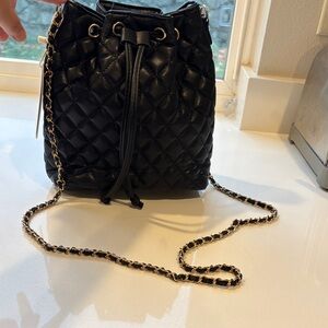Risotto Black Quilted Chain Bag